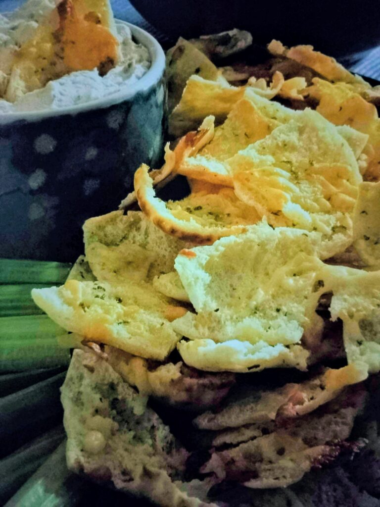 Garlic lime pita chips